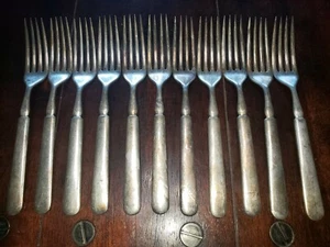 Vintage 1847 Rogers Silverplate Forks Set of 11 - Picture 1 of 2
