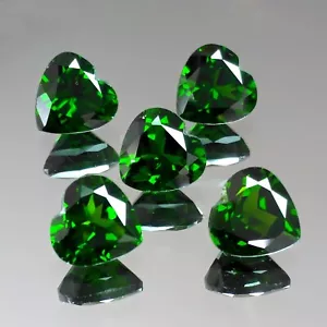 9.57cts 8mm Heart AAA color Natural Chrome Green Diopside Loose Gemstones - Picture 1 of 3