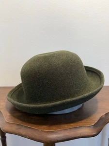 Vintage 100% Wool Hat Womens Cap Green Made in USA - Picture 1 of 8