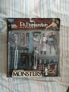 McFarlane Toys Dr Frankenstein Playset - Picture 1 of 5
