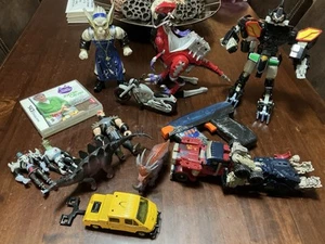 COOL JOB LOT OF COLLECTABLE TOYS ACTION FIGURES DISNEY TRANSFORMERS RARE BATCH - Picture 1 of 11