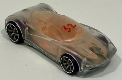 Тестовый прототип автомобиля Hot Wheels, ничего на базе. Маркер на теле, кожа Barbie - Изображение 1 из 4