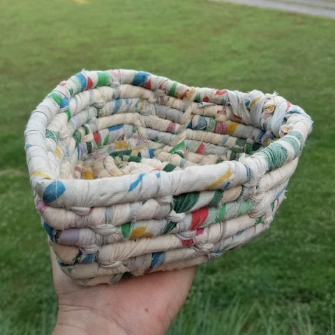 Vintage Rag Rug Heart Shaped Basket Hand Tied Rolled Fabric Storage Farmhouse Cover