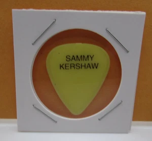Selección de guitarra Sammy Kershaw Yellow Tour - Imagen 1 de 2