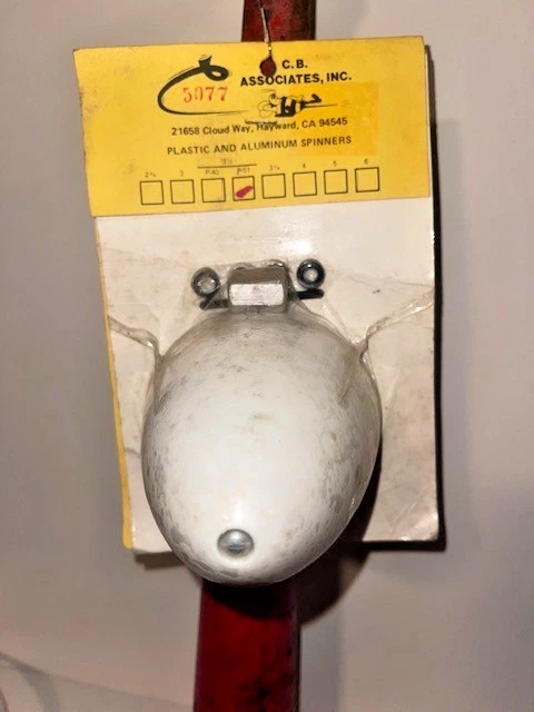 Vintage RC Airplane CB Associates White Spinner 31/2" Dia 5077  good use for P51 — 第 1/4 张图片