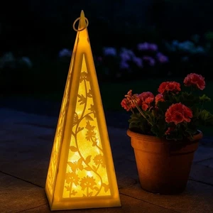LED Laterne Pyramide gelb - Schmetterlinge & Blumen Garten draußen - Funkeln - Bild 1 von 5