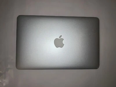 Apple MacBook Air MC505LL/A 1.40 GHz 2GB RAM 64GB SSD 11.6" HD (Usado) Foto 1 de 4