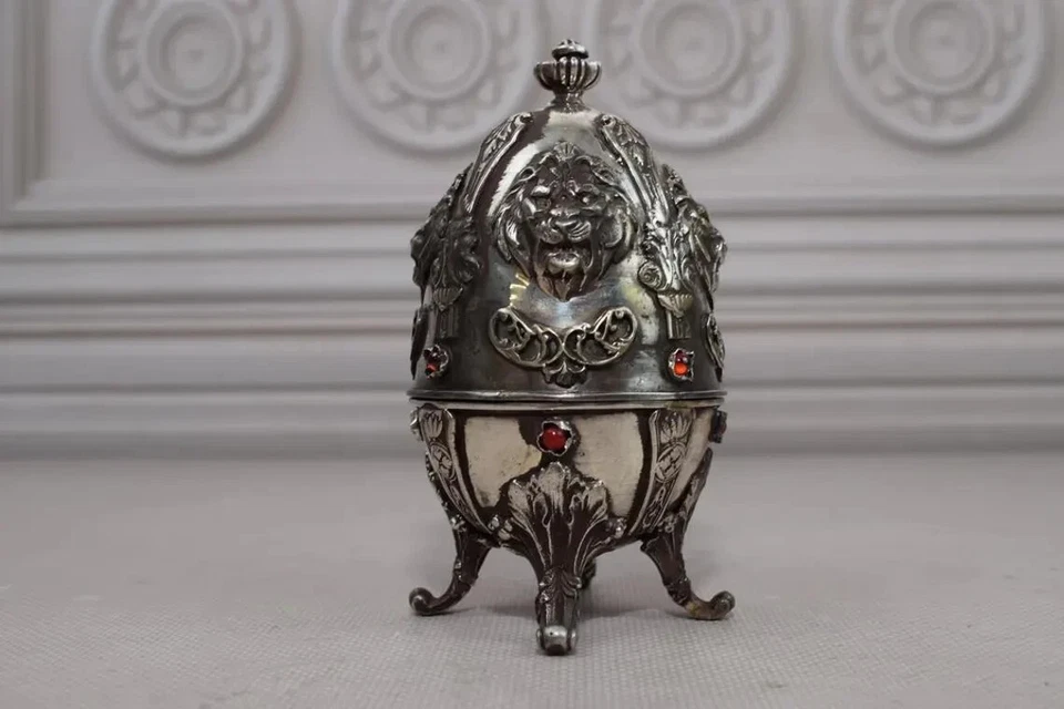 Huevo de Plata Cazador - Cabeza de León Plata 84 - Caja de Plata Estilo Antiguo Imperial Foto 1 de 4