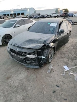 TRANSMISSION OIL COOLER 17217600553 2012 BMW 328I Foto 1 de 4