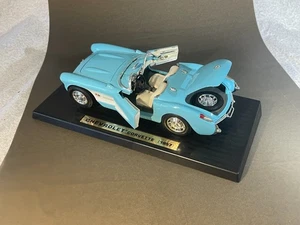 Vintage 1957 Chevrolet Corvette Maßstab 1:18 Diecast Modellauto Road Legends. (1059 - Bild 1 von 3