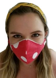 100% Baumwolle Gesichtsmaske gefüttert mit Filternetzfutter. Minnie Mouse Polka Dots - Bild 1 von 1