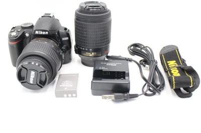 Nikon D D3000 24.2MP Digital SLR Camera - Black Kit - Image 1 of 4