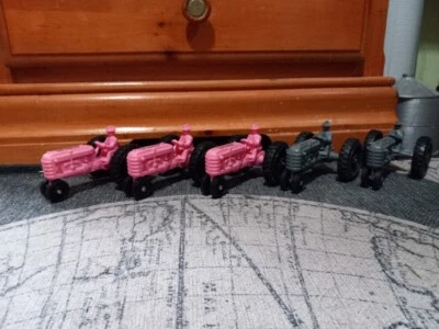 批量 5 比例模型赠品拖拉机和玩具 农民笔记垫 — 第 1/4 张图片