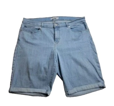 Bermudas clásicas elásticas hipersuaves a rayas Levis Wo's 34W (38x10 MEDIDAS) Foto 1 de 4
