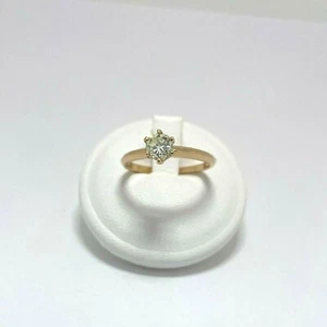 Anello solitario modello Tiffany con diamante ct. 0.52 in oro rosa 18kt - Foto 1 di 8