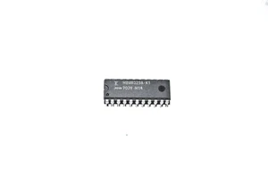 Fujitsu MB88323A-K1 22 pin DIP D/A converter - Picture 1 of 1