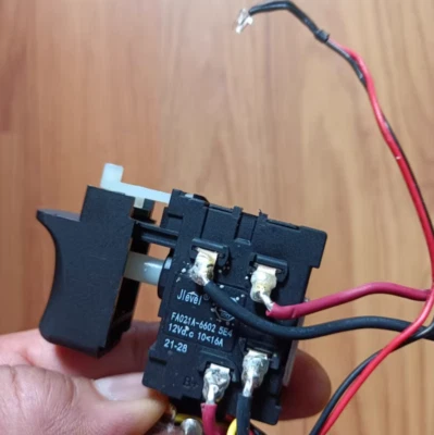 Worx FA021A-6602 5E4 12Vdc 10 16A 21-28 Switch Charging Drill Accessories Switch - Image 1 of 3