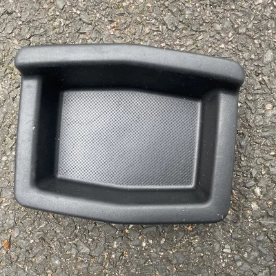 GENUINE CITREON/PEUGEOT 3008/ 5008 INTERIOR CENTRE CONSOLE TRAY 9813705080 - Image 1 of 3