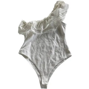 Day Moon Bodysuit Womens Medium White There She Goes Gameday Ruffle One Shoulder - Picture 1 of 10