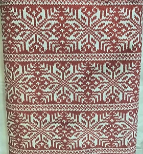 3.333 yds Connecting Threads Winter Fun by Melissa Burt Red on White (2010\) - Picture 1 of 2