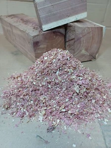 Eastern Red Cedar Shavings Fresh Wood Chips - 1 Pound Bag (16OZ) Aromatic - Picture 1 of 3