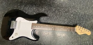 Electric Guitar - Picture 1 of 12