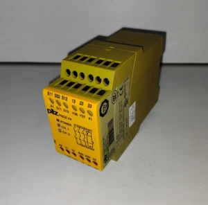 Módulo de relé de seguridad Pilz PNOZ X4 24VDC 3n/o 1n/c PNOZX424VDC3n/o 1n/c - Imagen 1 de 5