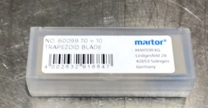 Martor Replacement Safety Knife with Allfit Trapezoid Blades 60099.70 QTY 10 - Picture 1 of 2