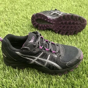 Women's Gel Trail Lahar 4 G-tx W Trainer. Purple/black. U.K. 5, US 7. Used. - Picture 1 of 9