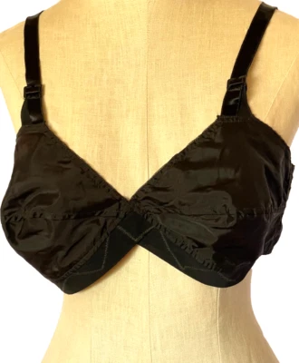 Sujetador negro vintage años 60 sin etiqueta 34" 40B Foto 1 de 4