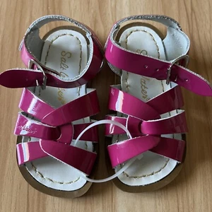 Salzwasser Sandalen von Hoy Shoe The Original Sandale glänzend fuchsia Gr. Mädchen 6 - Bild 1 von 6