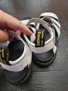 Womens Dr Martens Blaire Sandals Size 7   L Very Nice Shape.  See Pics!! 🔥 - Picture 1 of 11