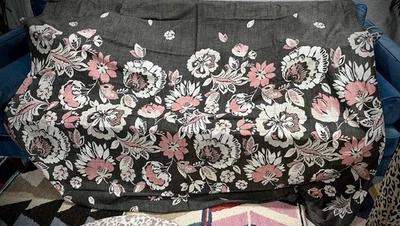 Cortina de chuveiro Threshold cinza com coral floral  - Imagem 1 de 3