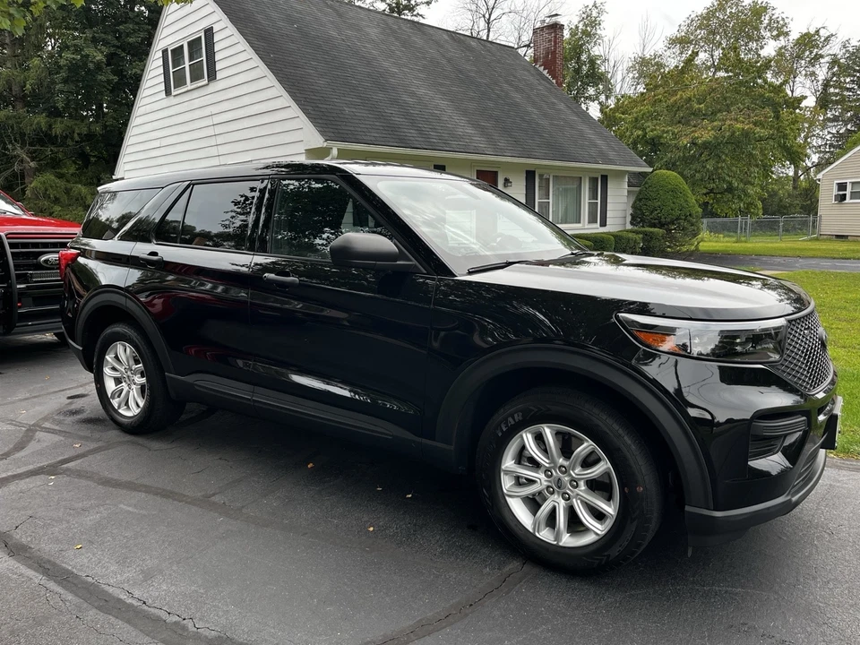 2023 Ford Explorer POLICE INTERCEPTOR - Image 1 of 4
