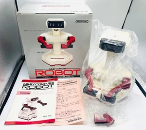 Nintendo Famicom Robot R.O.B.(Robotic Operating Buddy), Handbuch, Boxed Set HVC-012 - Bild 1 von 23