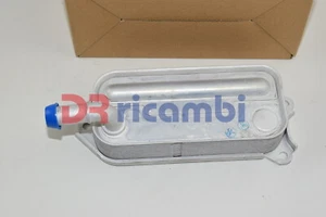 RADIATORE SCAMBIATORE CALORE OLIO TOYOTA RAV4 2.2 D AVENIS 2.0 DR 157100R010 - Picture 1 of 4