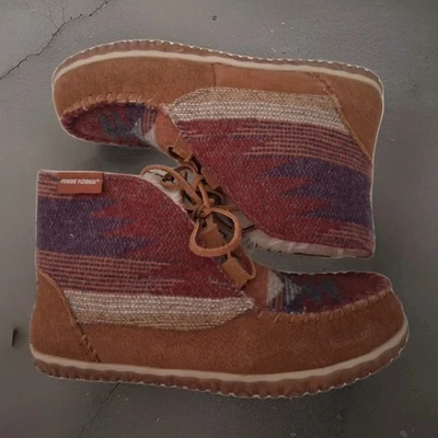 NEW Minnetonka Women s Torrey Lined Slipper Boot, 40143 Size 6 M - Image 1 of 3