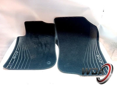 Tapis de sol 96737436ZD Peugeot 208 I - Photo 1/4