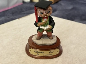Osbourne Owl Little Nook Village Collectible by Leonardo Box Included - Picture 1 of 2
