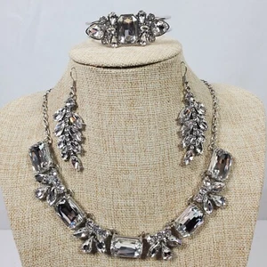 Vintage BLING Statement Necklace (21") Earrings (3" Drop) Bracelet - Picture 1 of 4