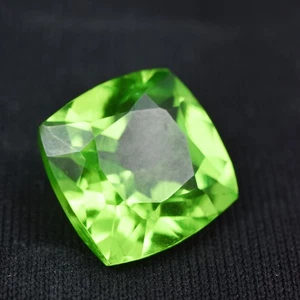 Cuscino quadrato 9,60 ct certificato AAA+ naturale miglior peridoto verde pietra preziosa sfusa - Foto 1 di 7
