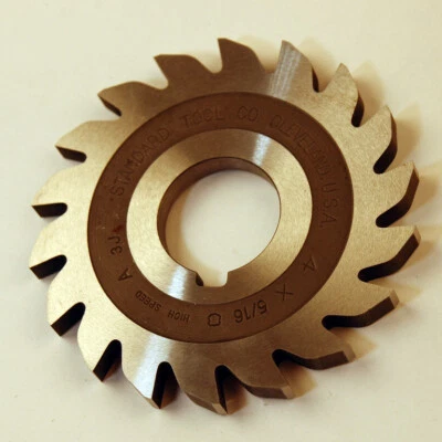 4 X .310 X 1-1/4 FRESA LISA 18T HSS (B-5-9-3-7) Foto 1 de 3