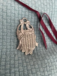 Corbata de canasta de peltre Longaberger 2002 - Buenas nuevas - Imagen 1 de 5
