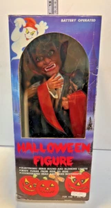 Vintage 1988 Halloween Figure - Dracula - Picture 1 of 11