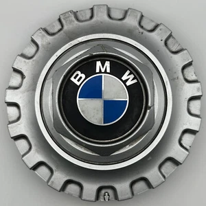 For BMW 318i 323i 328i Z3 OEM Center Cap 1995-2002 36131181068 #59216 - Picture 1 of 4