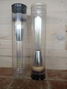 NEW Set of Two!! - includes - 2 - IT Cosmetics Complexion Perfection Globe Brush - Picture 1 of 1