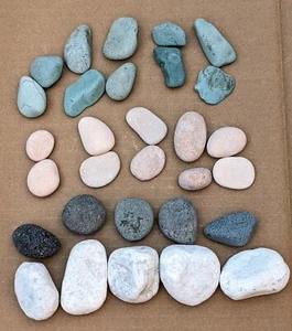 Papoose Flores Island Sensory Stones - Assorted 30 pcs Regular Set 30 - 40mm - Picture 1 of 2
