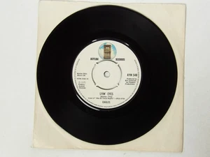 Eagles:  Lyin' Eyes  1975  UK  7" - Picture 1 of 3