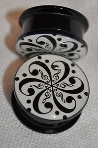 GAUGE Music Note Treble Clef Bass Clef Design Screw Fit Plugs for Gauged Ears - Picture 1 of 1