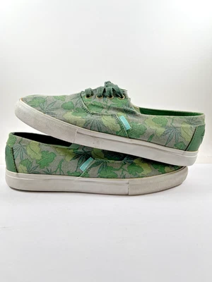 Size 8 - Diamond Supply Co Diamond Cuts Green Camo C13-F103 Low Top Sneakers - Image 1 of 4